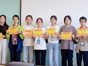 师泽如光 微以致远——记长桥中学“我和我的老师”征文活动
