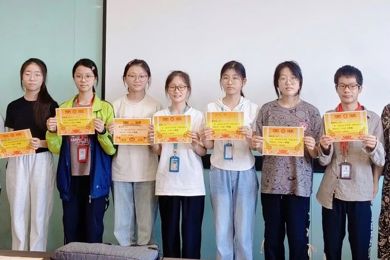 师泽如光 微以致远——记长桥中学“我和我的老师”征文活动